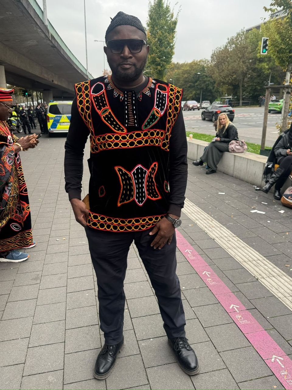 Embroidered velvet waistcoat — North West Elites e.V.